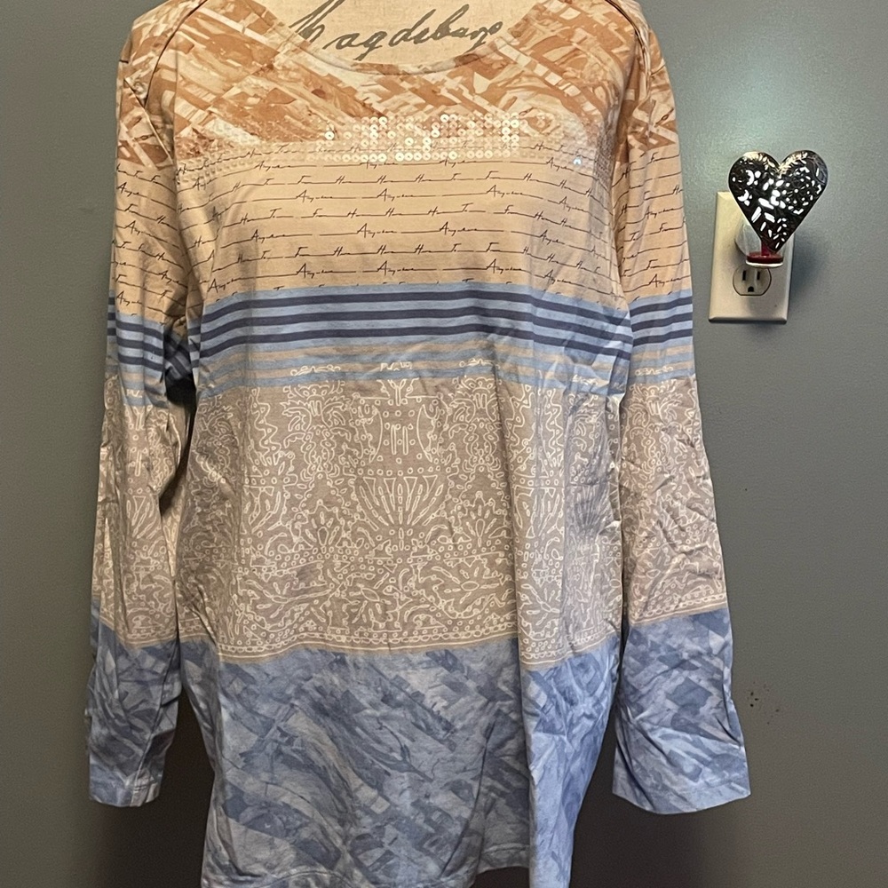 CJ Banks Womens Long sleeve top